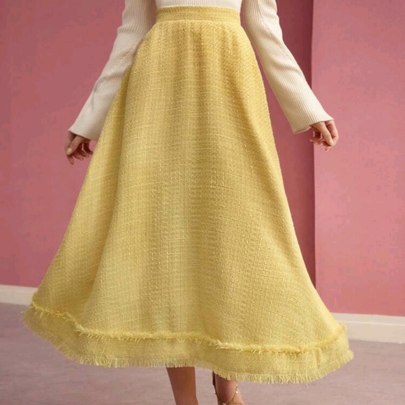TWEED RAW HEM SKIRT - Picture 1 of 4